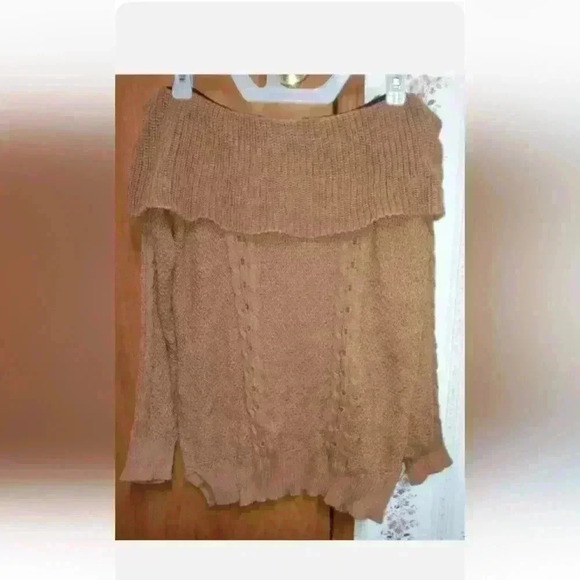 Charlotte Russe Sweaters - Charlotte Russe XS Women's Sweater